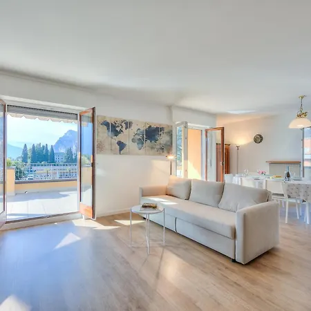 Antares Apartment *